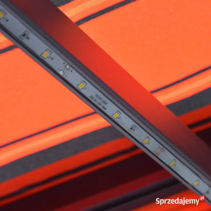 Ręcznie zwijana markiza z LED 450x300 Warszawa