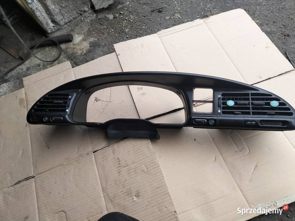 OSŁONA OBUDOWA LICZNIKA ZEGARÓW FORD MONDEO MK 1 Motoryzacja Kamień-Kolonia