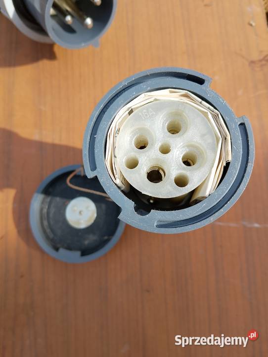 Gniazdo stałe siłowe skręcane hermetyczne 32A Nowa Dęba sprzedam