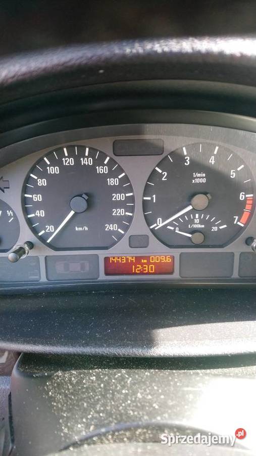 BMW e46 lift 2003 143400 isofix Częstochowa sprzedam