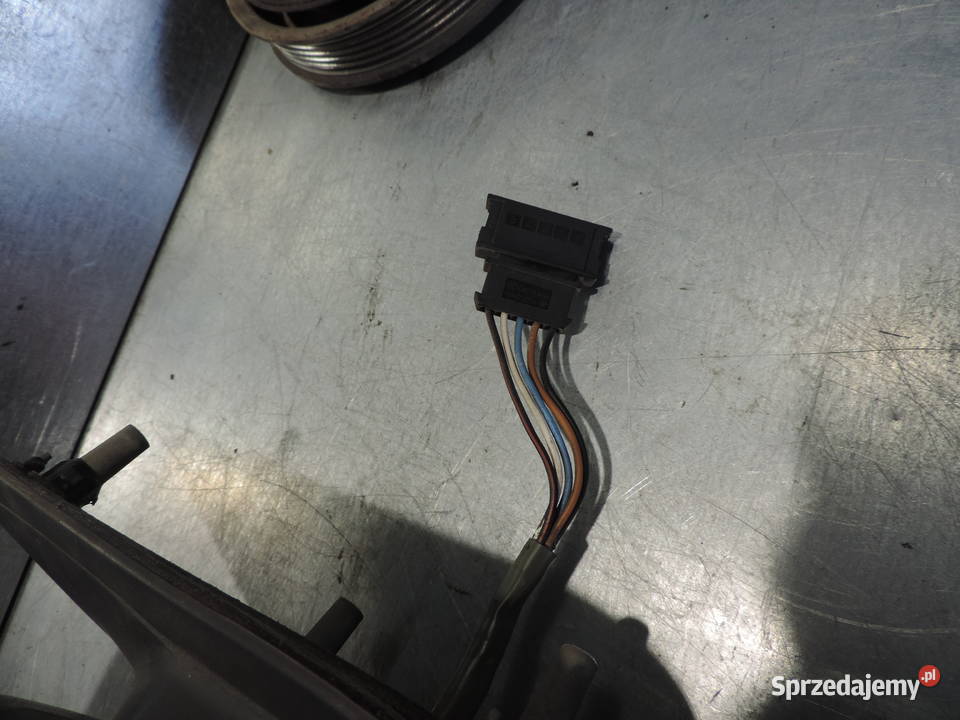 VW GOLF 3 LUSTERKO PRAWE ELEKTRYCZNE sprzedam