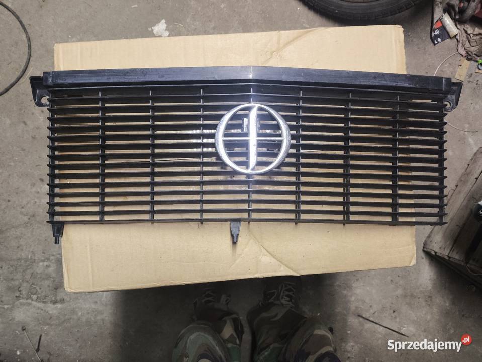 Atrapa grill chłodnicy znaczek duży fiat 125p Lutoryż