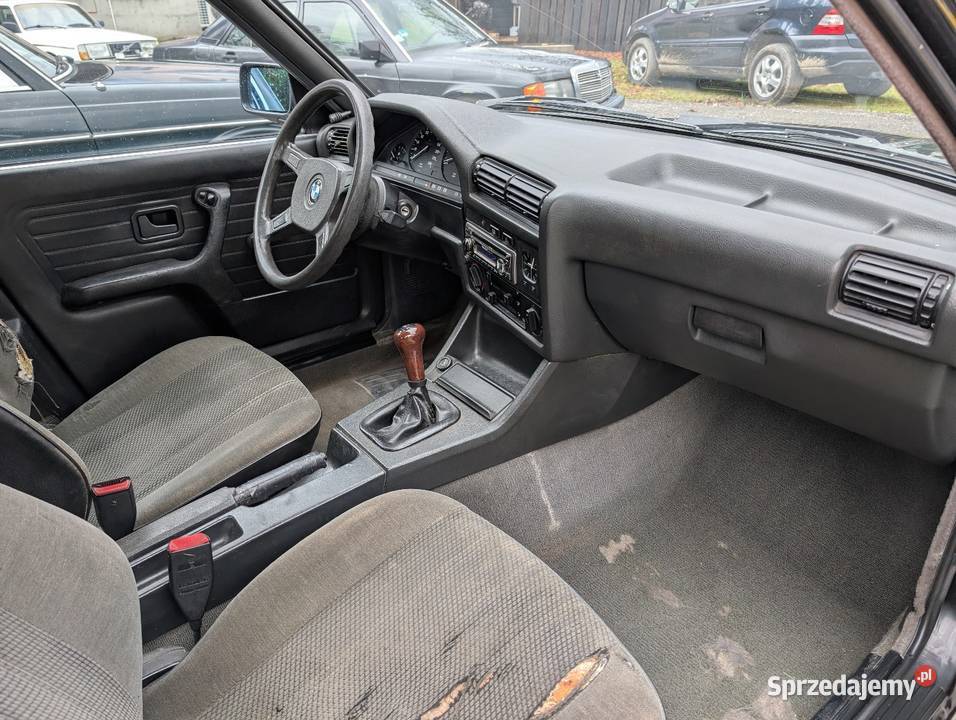 BMW E30 316i Wolna korozji Poręba Wielka