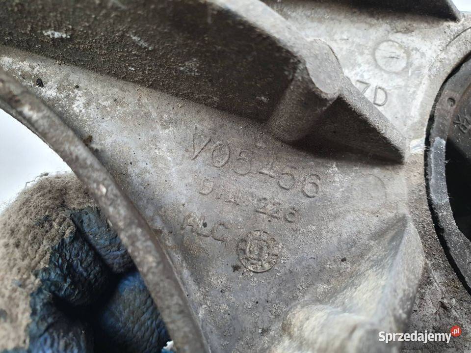 MOCOWANIE SILNIKA OPEL ZAFIRA B FHA06007D Lipno