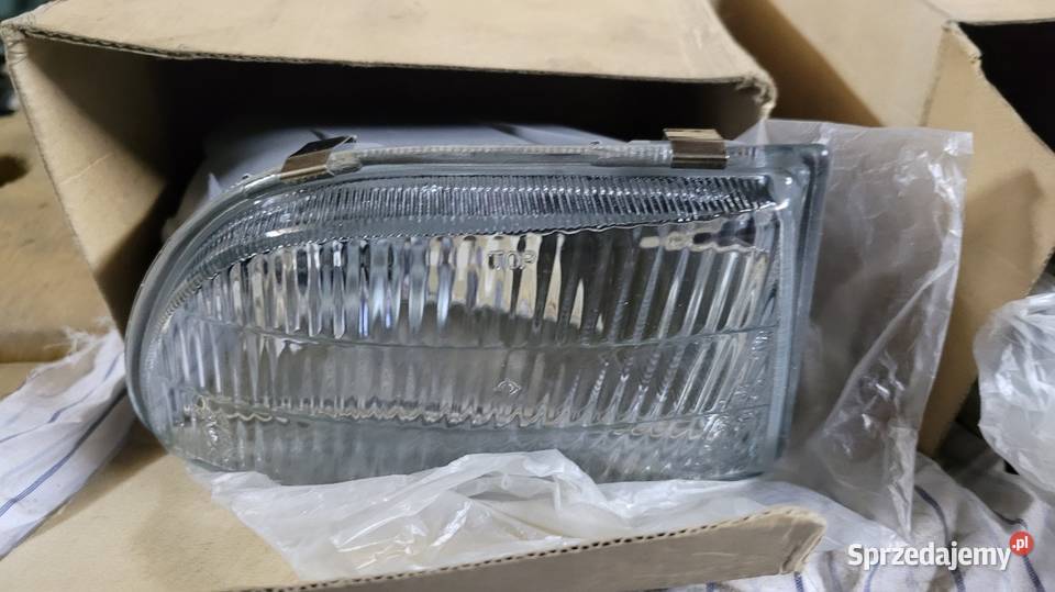 Nieużywane halogeny przeciwmielne przednie Tuszynek Majoracki