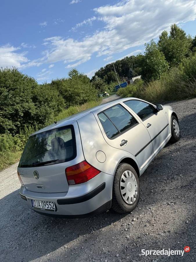 Volkswagen Golf IV 16 benzyna 1998 naprawach Golf dolnośląskie Wrocław