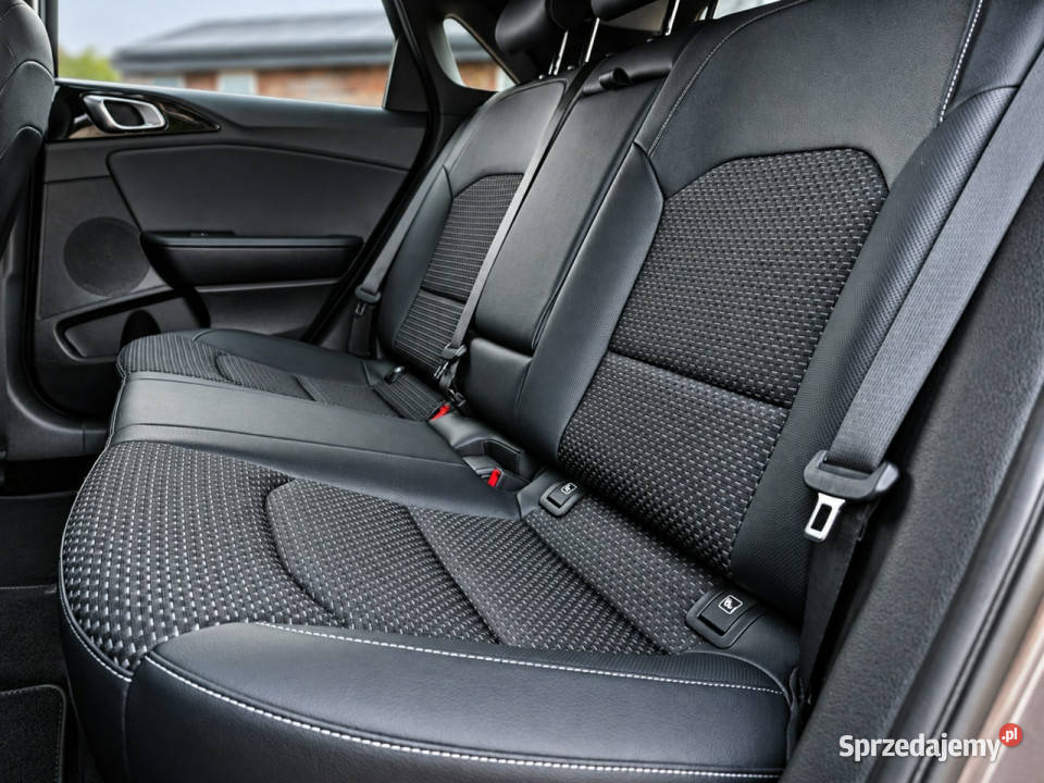 Kia Ceed III 2018 Sadlno