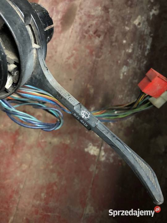 Włącznik wycieraczek świateł kierunków włoski wyposażenie elektryczne Poznań