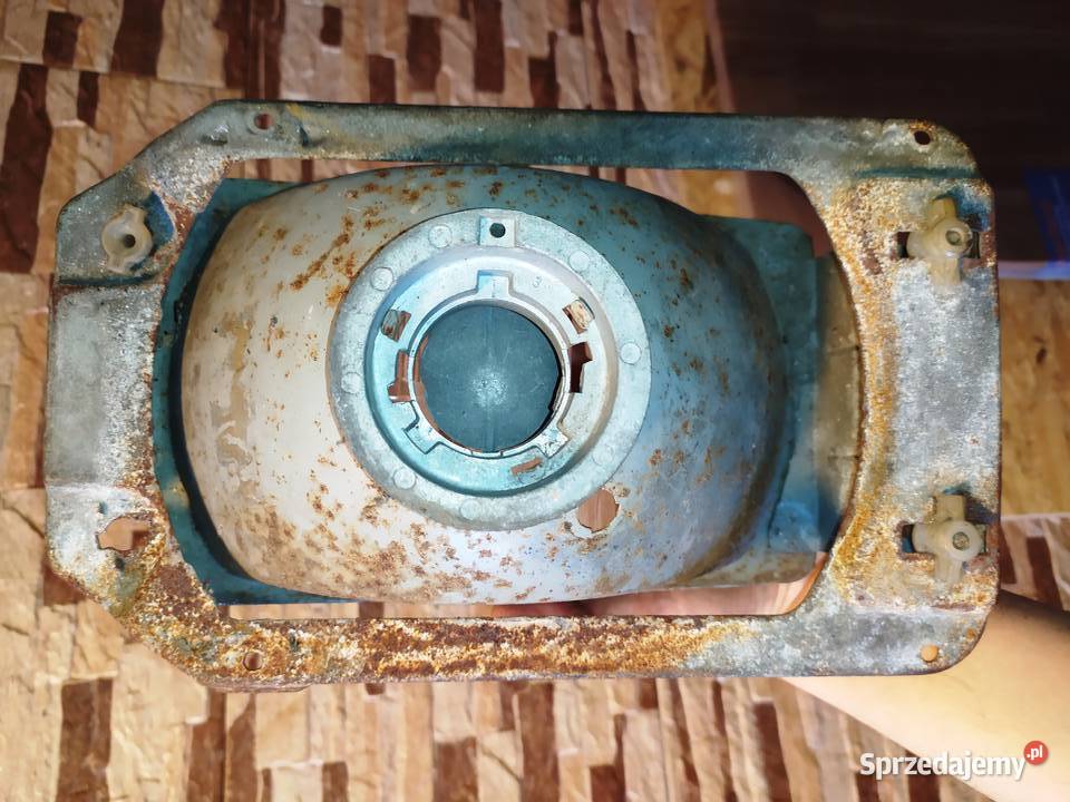 Lampa VW Passat B1 typ 32 volkswagen Derby Mk1 Nowy Staw
