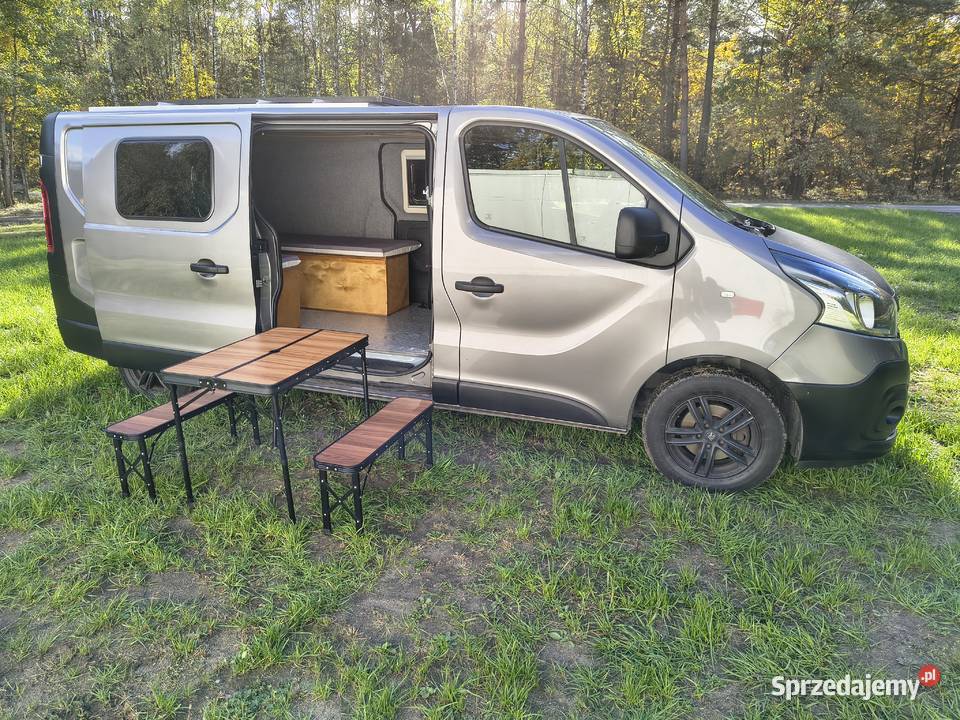 KAMPER Renault Trafic 3 KAMPERVAN możliwa Radom
