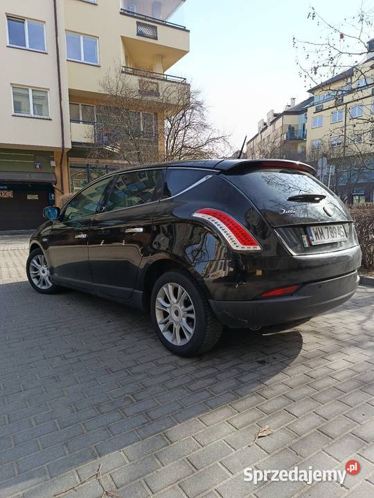 SPRZEDAM ZAMIENIĘ Lancia Delta 20MultiJet 2009 reflektory ksenonowe Warszawa