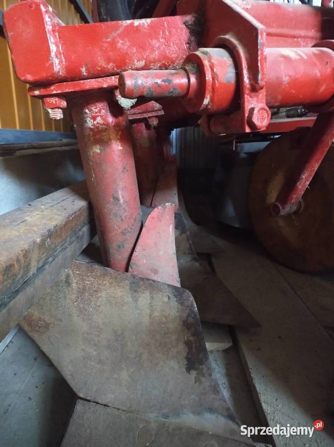 Sprzedam pług 5 skib nieuszkodzony Jordanów