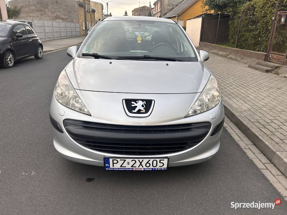 Peugeot 207 14 Benzyna 95 2008 r 190 000