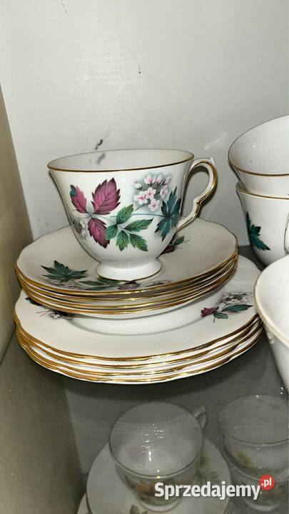 Filiżanka z talerzykiem deserowym Crown Royal sprzedam