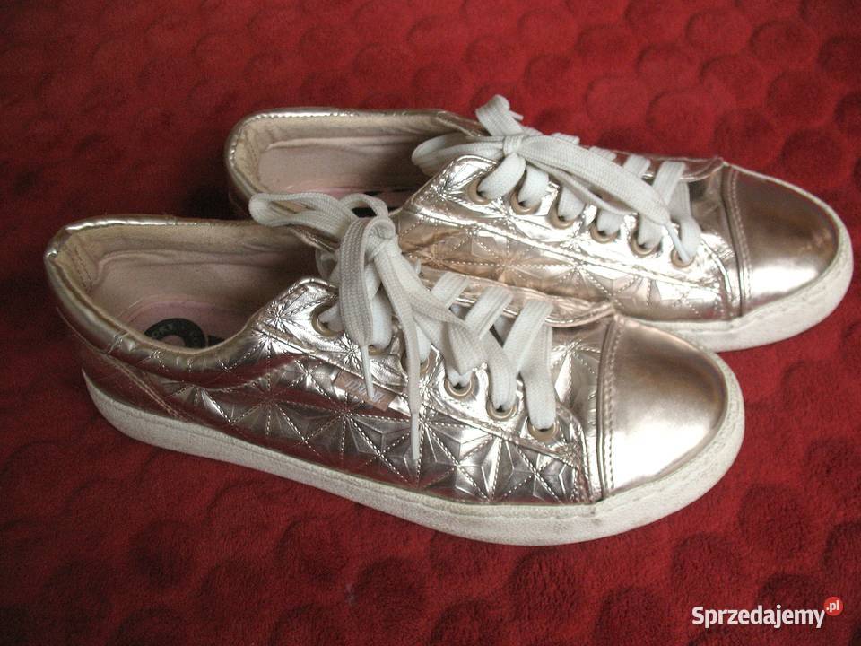 Buty sportowe rozmiar 40 wkładka 245 Siedlce