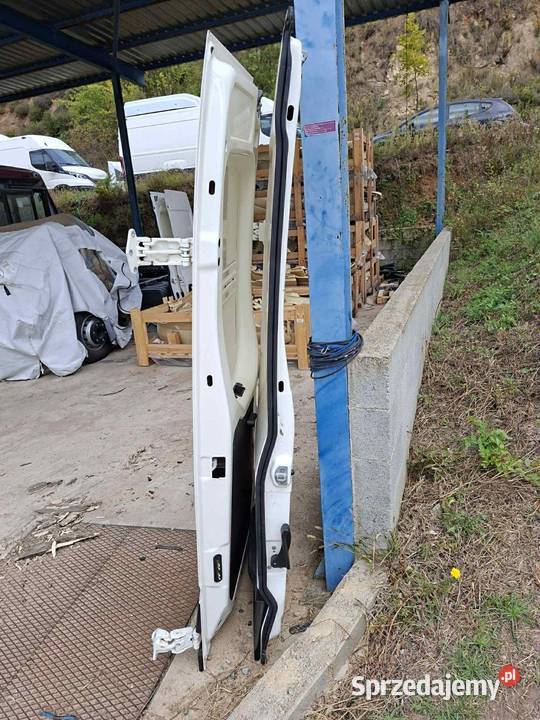 Drzwi do Iveco daily 1424 nieuszkodzony Sabaudia