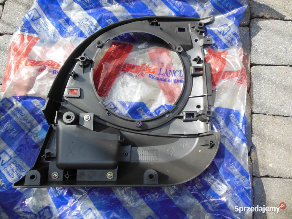 WNĘKA GLOŚNIKA DRZWI PRAWY PRZÓD FIAT PUNTO II