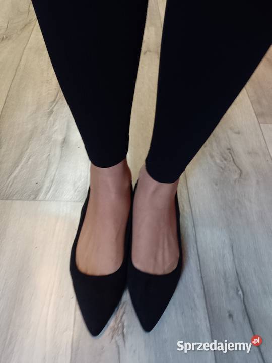 40 Czarne niskie czółenka baleriny wieczorowe z Kraków