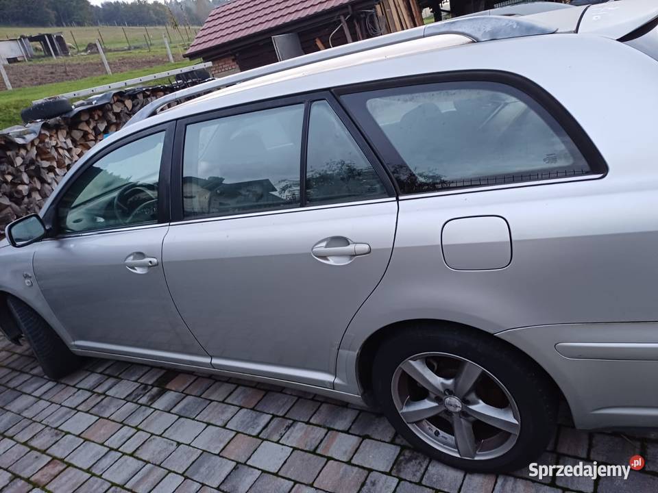 Do sprzedania Toyota Avensis combi 2003r 2l D4D Piwniczna-Zdrój