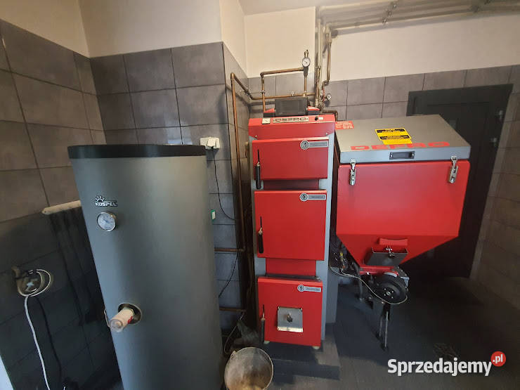Sprzedam zdemontowany sprawny piec z podajnikiem Łysomice sprzedam