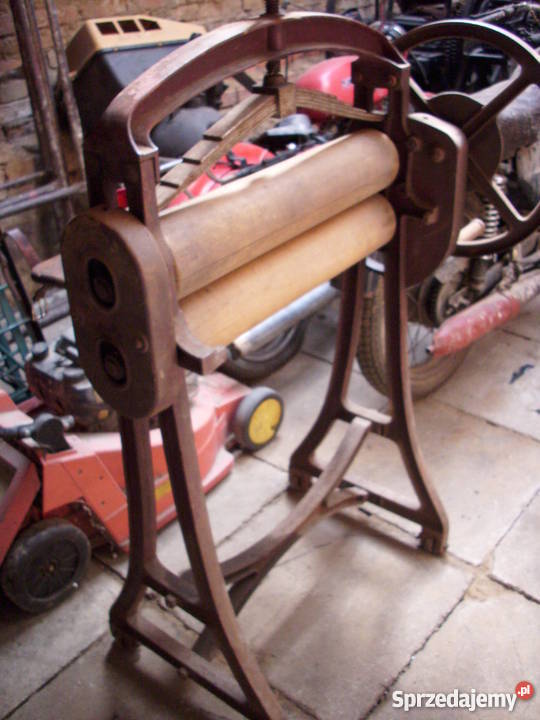 Przedwojenny masywny magielPiękna ozdoba Barlinek