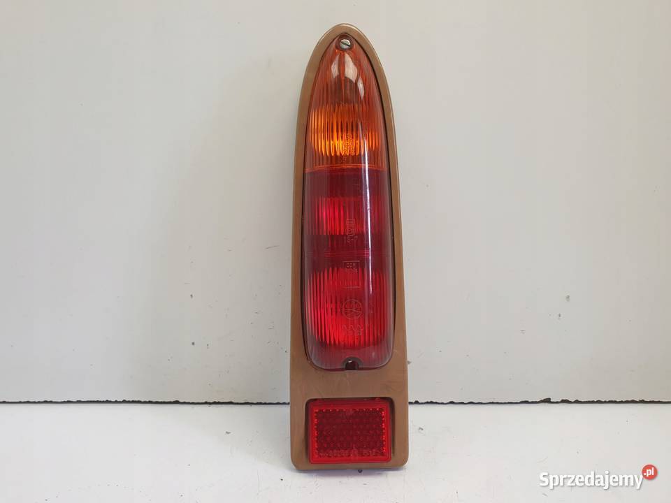 LAMPA LEWA Trabant 601 TYLNIA TYLNA PRAWA prawy