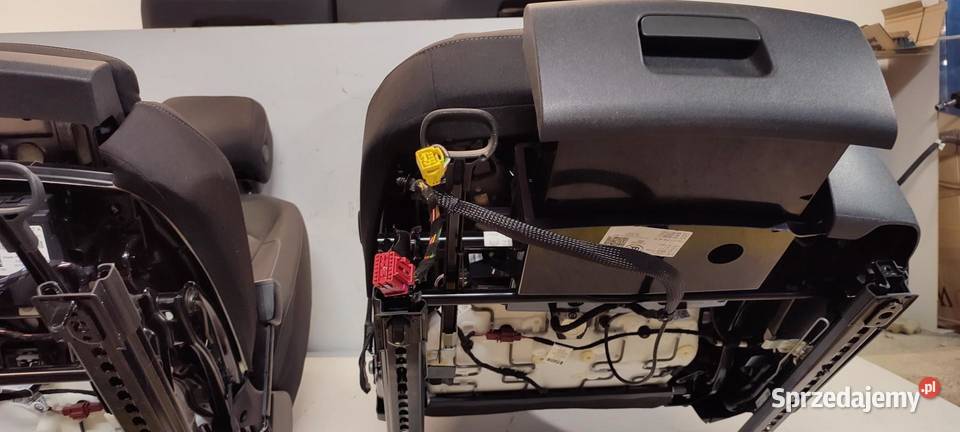 VW TIGUAN II FOTELE KANAPA RHD ANGLIK sprzedam