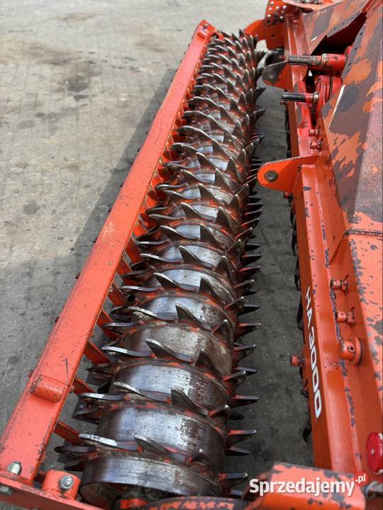 Kuhn HA 3000 agregat brona wahadłowa wał packera Myszyniec