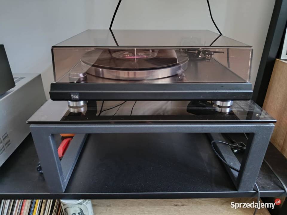 Gramofon Dual CS 7501 z legendarną wkładką Shure Elektronika Warta