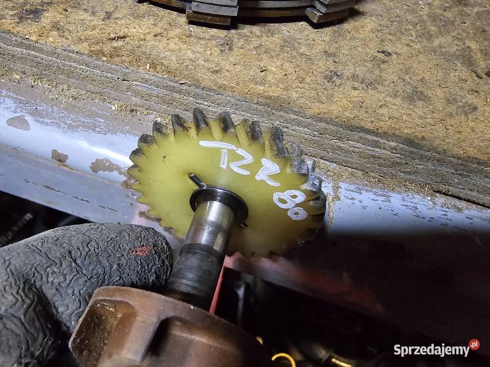 Yamaha TZR 80 4ba pompa wody wałek zębatka pompy Pozostałe Jelenia Góra