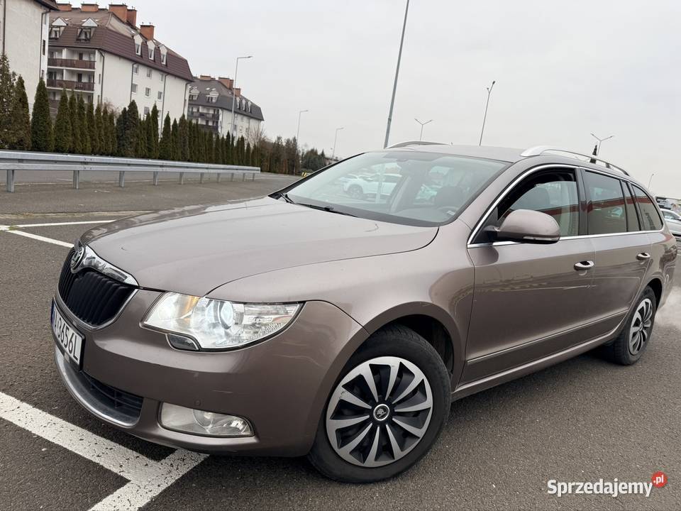 Skoda SuperB 2011 Automat DSG Navi Hak Skóry elektryczne szyby Warszawa