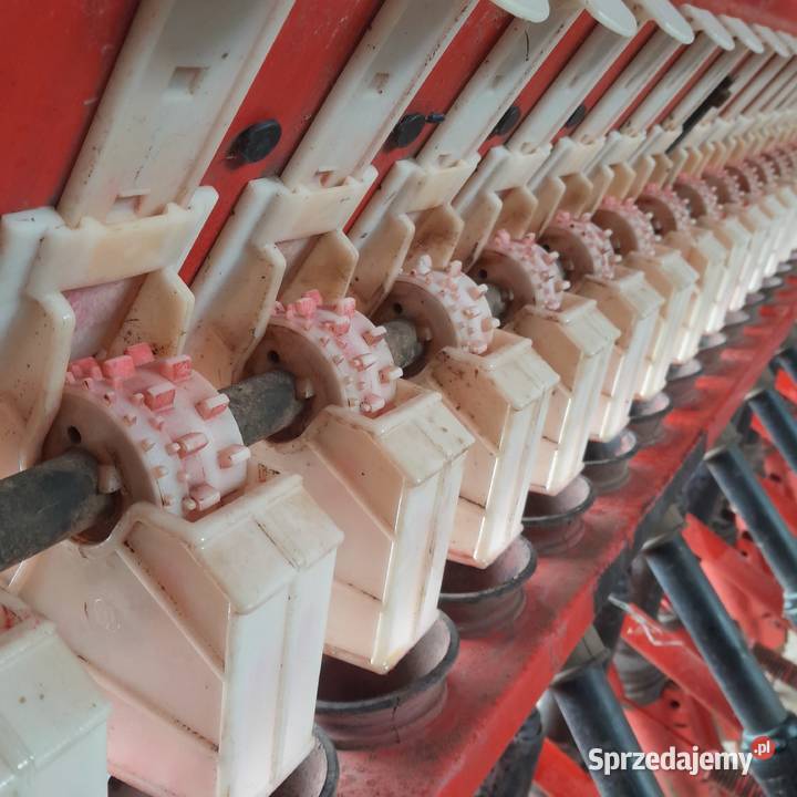 Siewnik zbożowy Famarol 3 metry 2002 drobny Glinnik