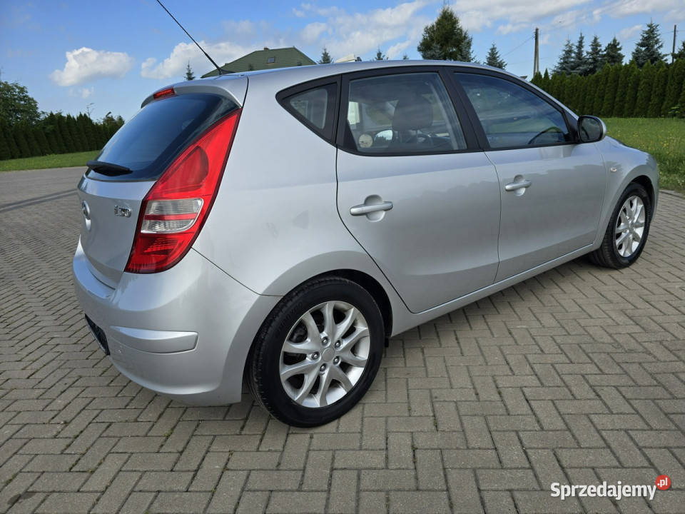 Hyundai i30 16Benz ESP Kutno