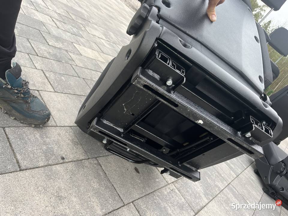 Fotele Medis z pasem do busa vw crafterMAN Łukta