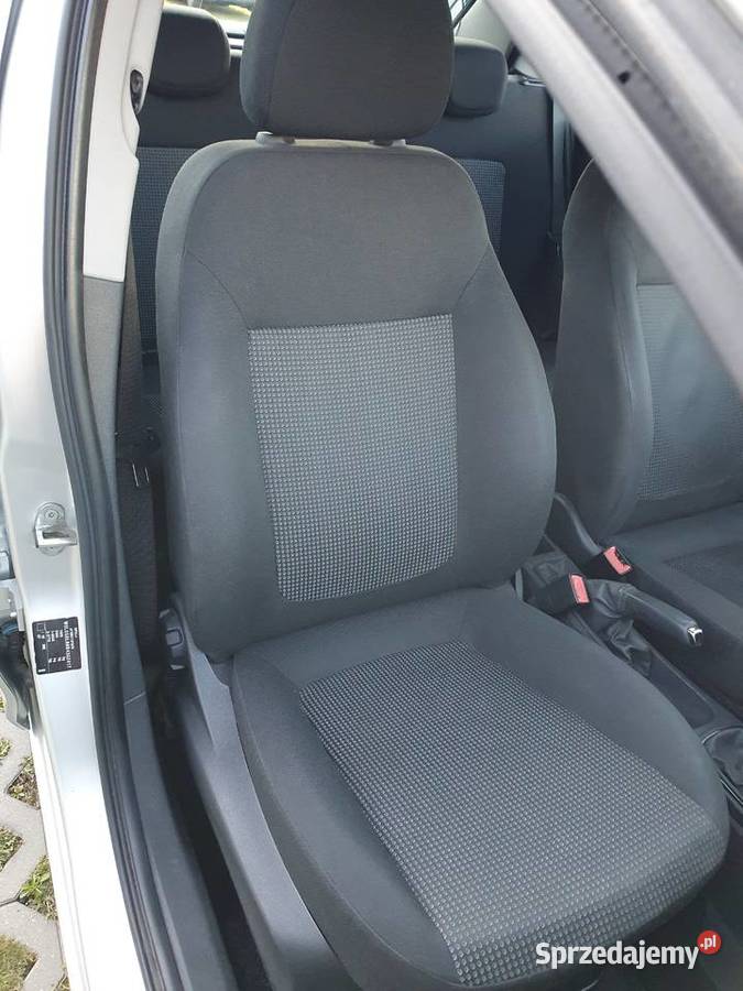 OPEL CORSA 12 16V ESSENTIA 2011 139 Krajowy Katowice
