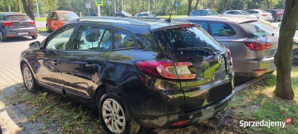 Na sprzedaż uszkodzone Renault Megane 12 III 260000km Megane sprzedam