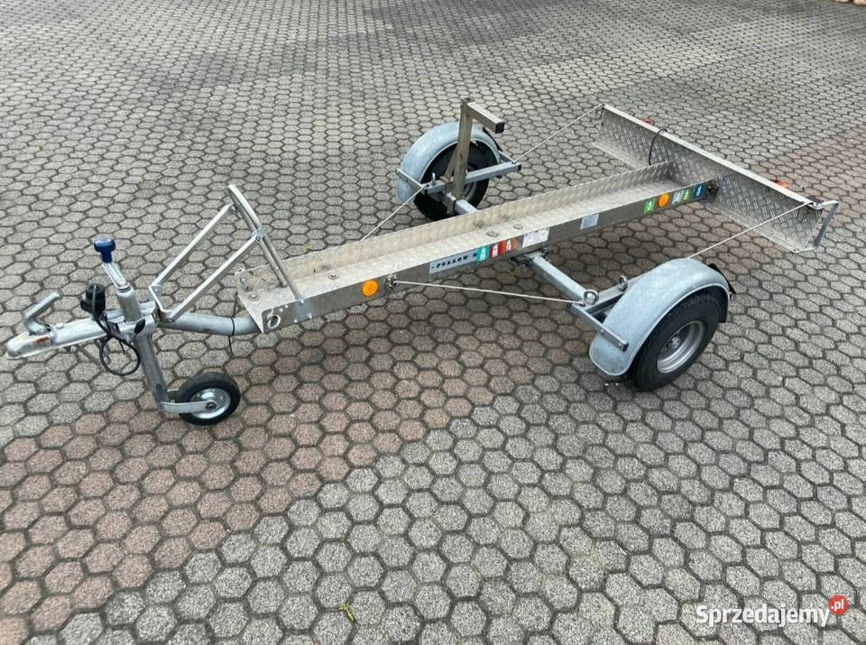 Przyczepa do przewozu motocykla marki Wolf Zagwiździe