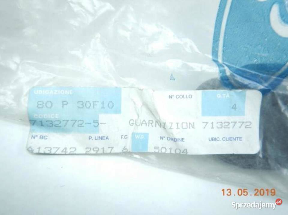 PODKŁADKA POD BAGAŻNIK DACHOWY LEWA FORD ESCORT