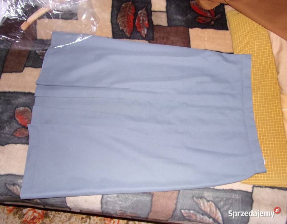 Spódnica popielata z Elany z fałdami z przodu Kraków sprzedam