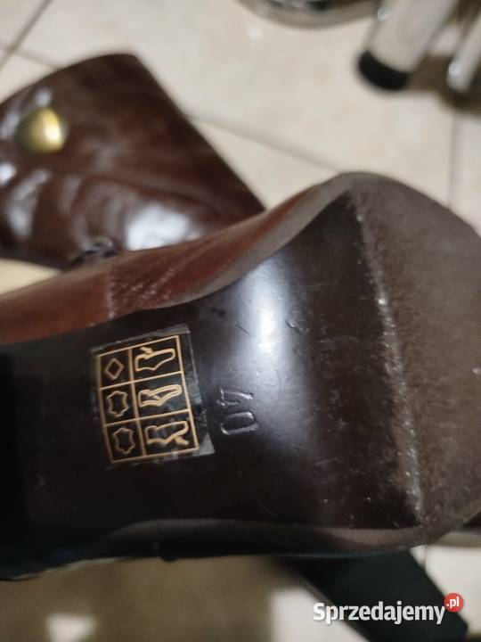 Kozaki ze skóry naturalnej Livien 40 warmińsko-mazurskie Olecko sprzedam