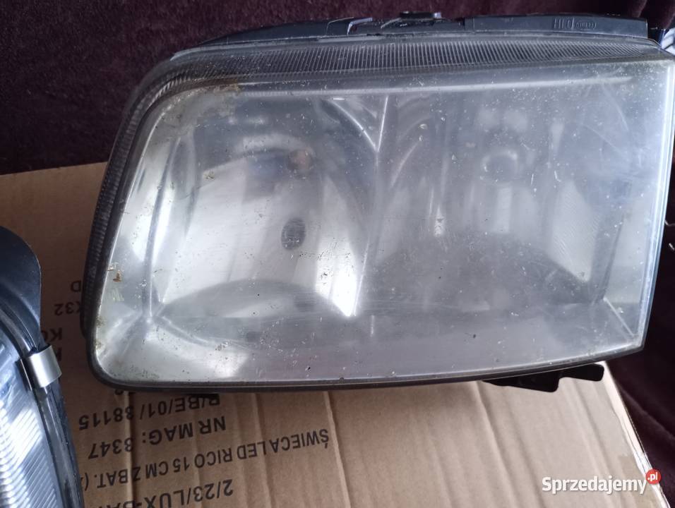 Cztery lampy Hella przód VW Polo 6n2 Kutno