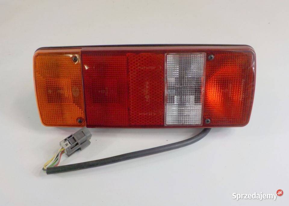 LAMPA LEWA TYŁ NISSAN