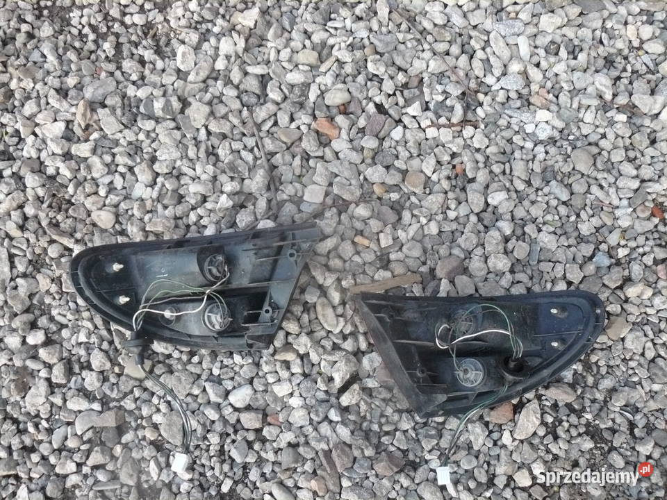 Lampa tylna lewa prawa mazda 323f Ba 9498 Uniwersalne małopolskie