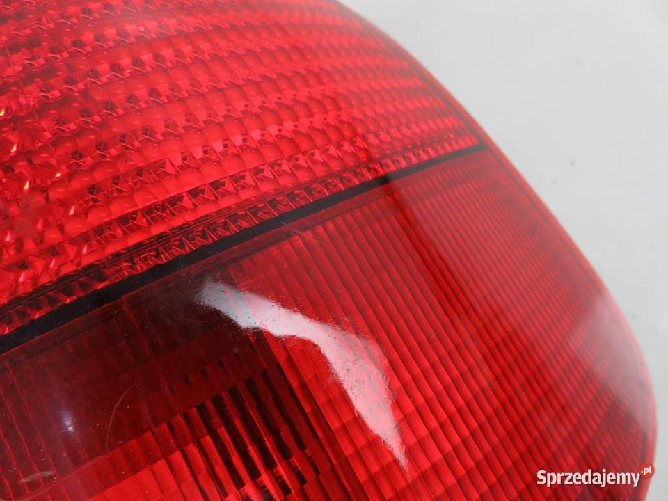 LAMPA PRAWA TYLNA BMW 5 E39 2VP00724008