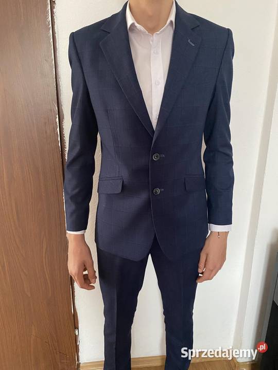 Garnitur marynarkaspodnie