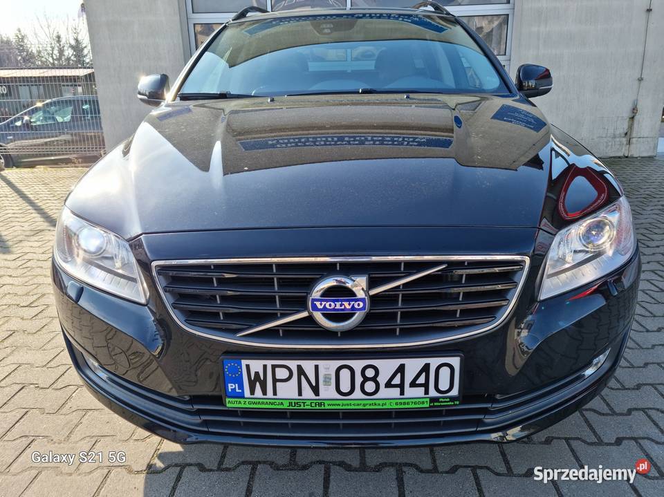 Volvo V70 20 D3 150 skóra nawigacja alufelgi centralny zamek Płońsk sprzedam