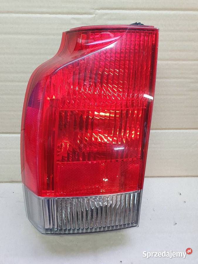 VOLVO V70 II KOMBI LAMPA LEWA TYLNA LEWY TYŁ Międzychód