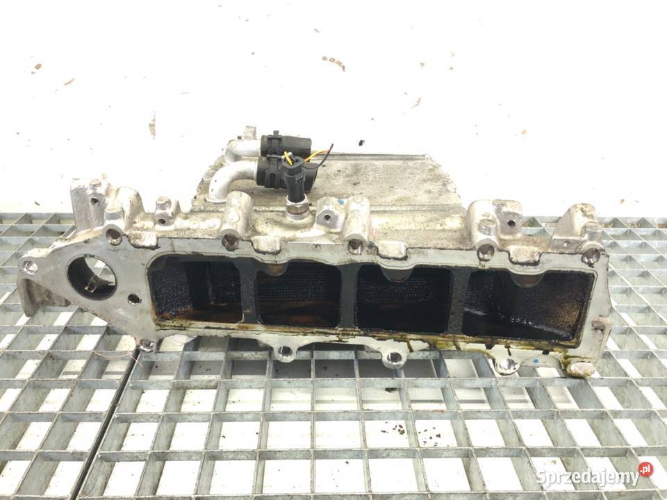 KOLEKTOR SSĄCY VW GOLF VII M157812G 16 110