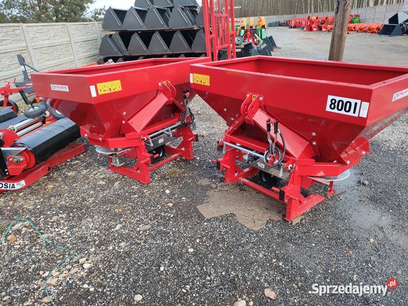 Rozsiewacz nawozu hydraulika STRUMYK TYTAN 13 Nawożenie Przasnysz