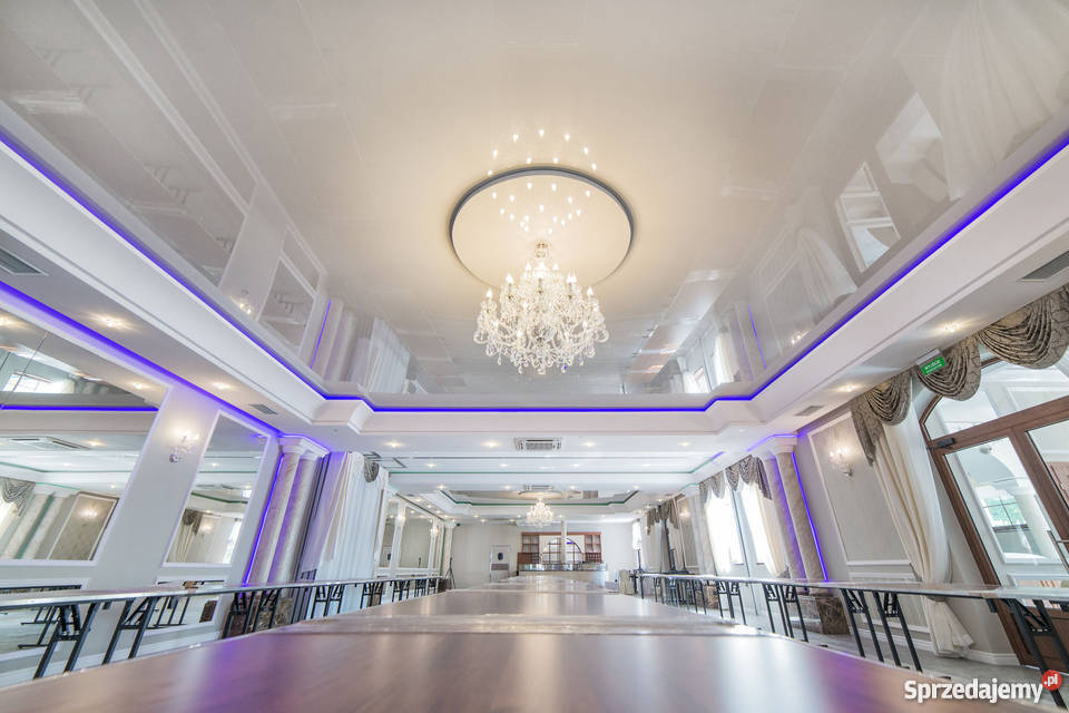 Sprzedaż i montaż sufitów napinanych Warszawa